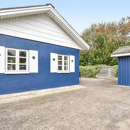Nice In W/ 3 Bedrooms *