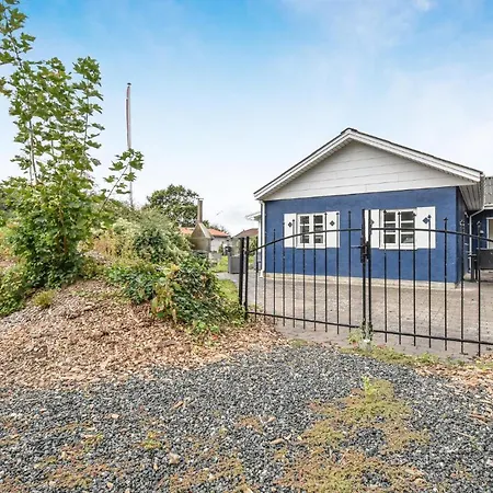 Nice In W/ 3 Bedrooms