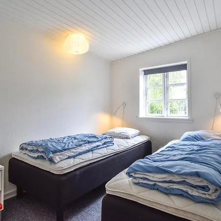 Dom wakacyjny Nice In W/ 3 Bedrooms *